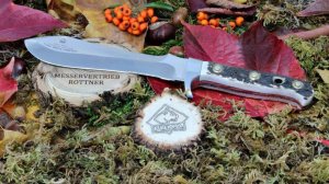 Buy White Hunter hunting knives from Puma