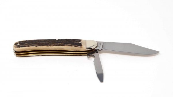 robert-klaas-pocket-knife-440c-stainless-deer-horn-back