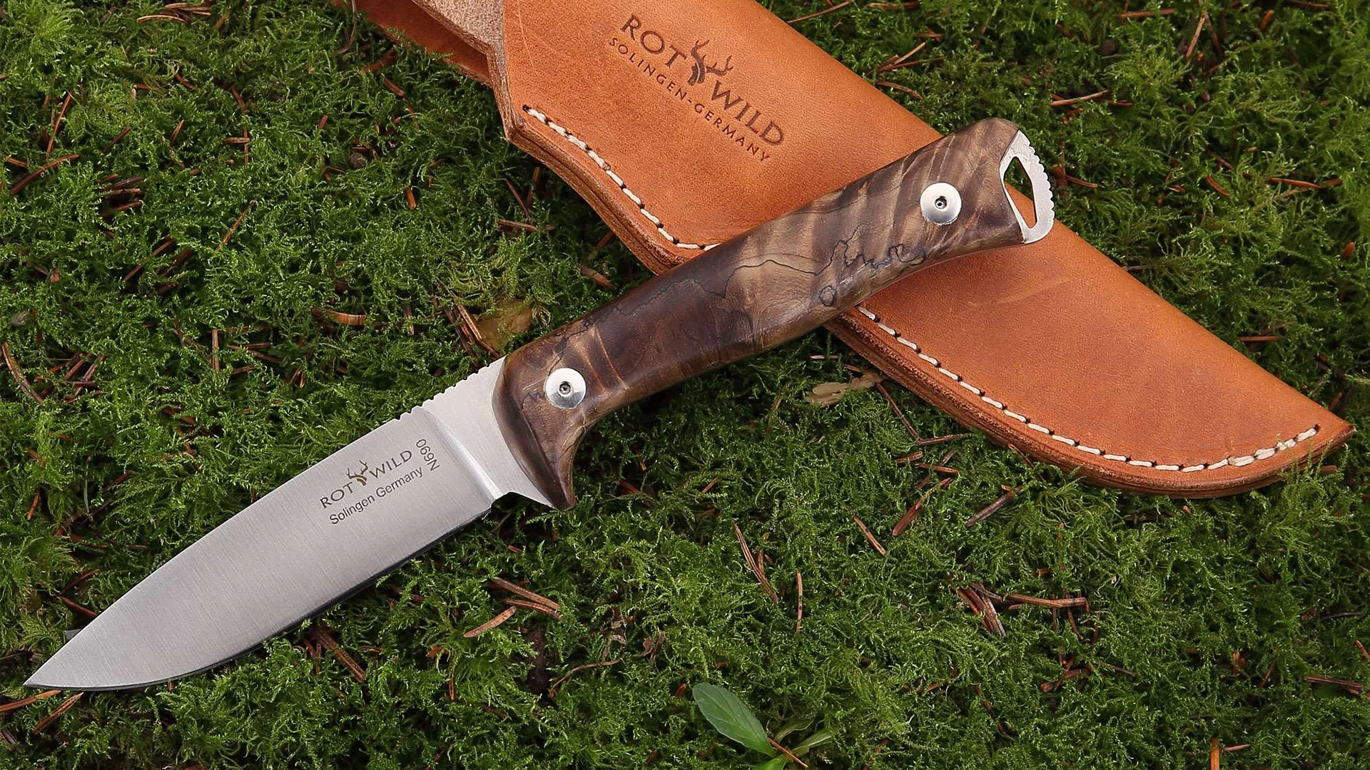 rotwild-jagdnicker-sperber-walnuss-mood-bild