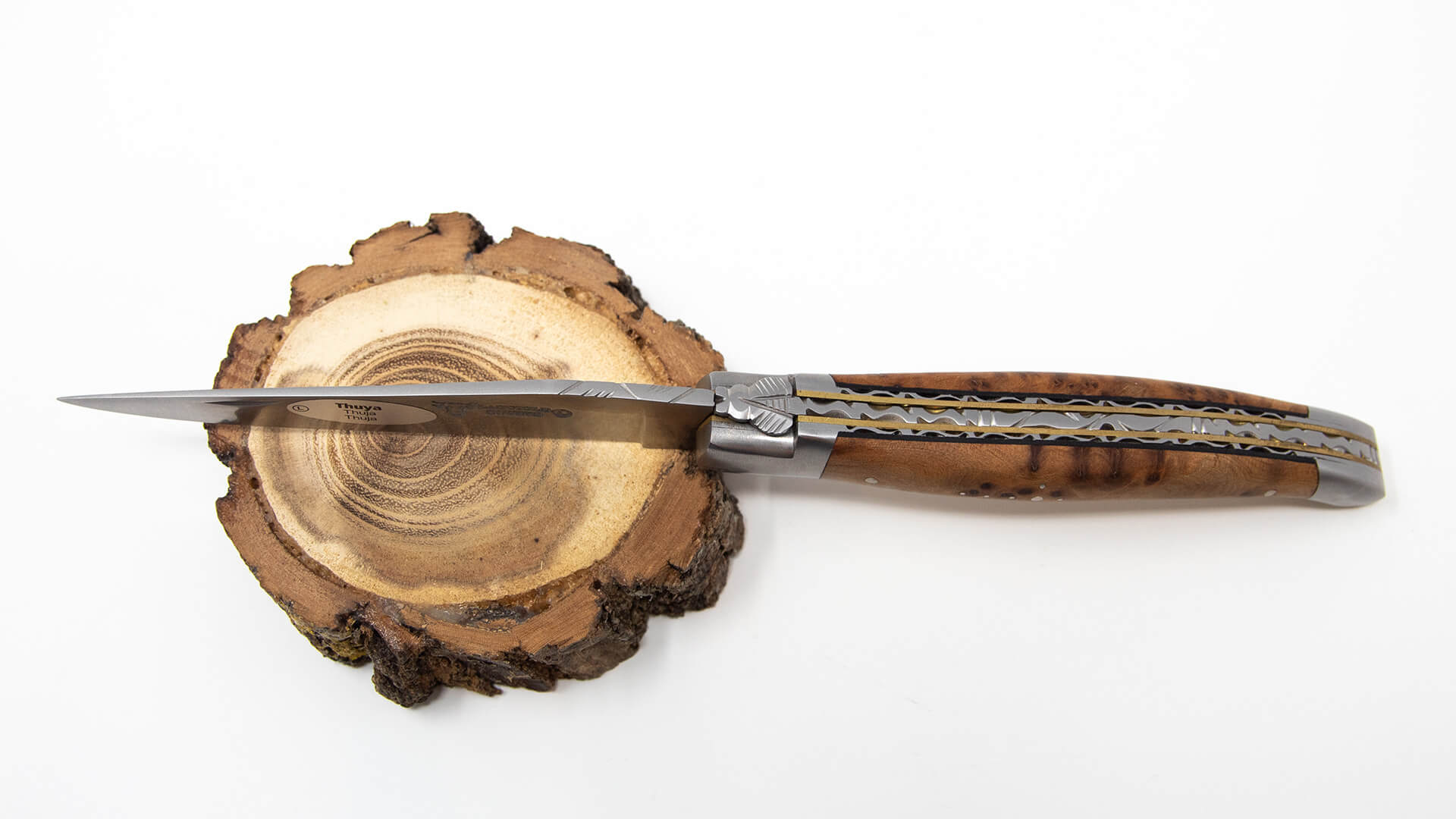laguiole-en-aubrac-taschenmesser-doppelplatine-thuja-draufsicht