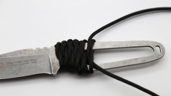 puma-para-edc-neck-knife-parakord puma-para-edc-neck-knife-parakord