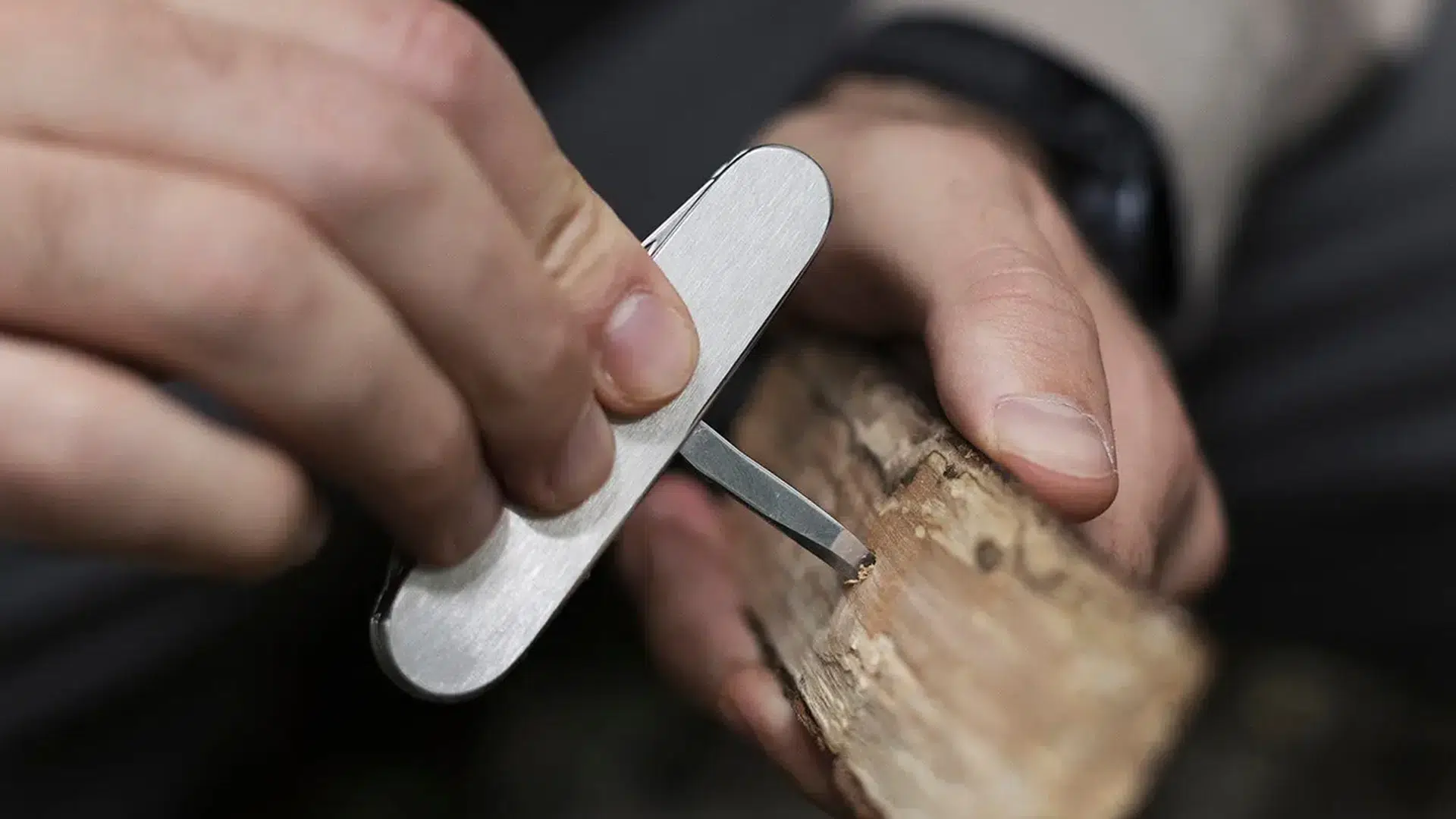 puma-edc-steel-taschenmesser-kompaktes-edc-messer-holz-bohren